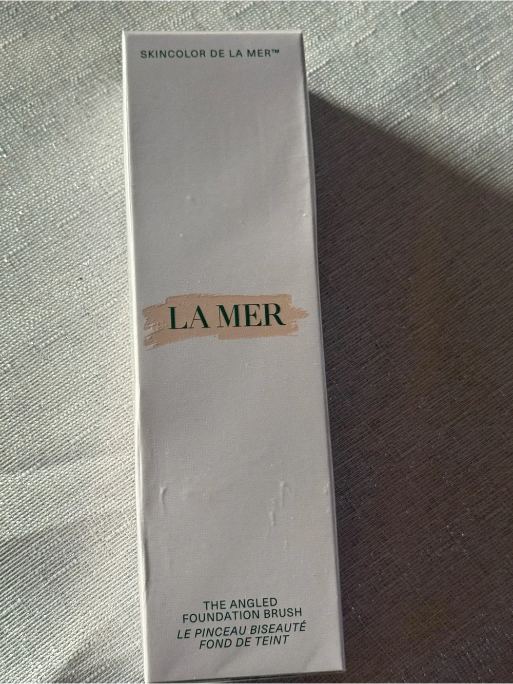 La Mer Skincolor Angled Foundation Brush New Sealed in Box